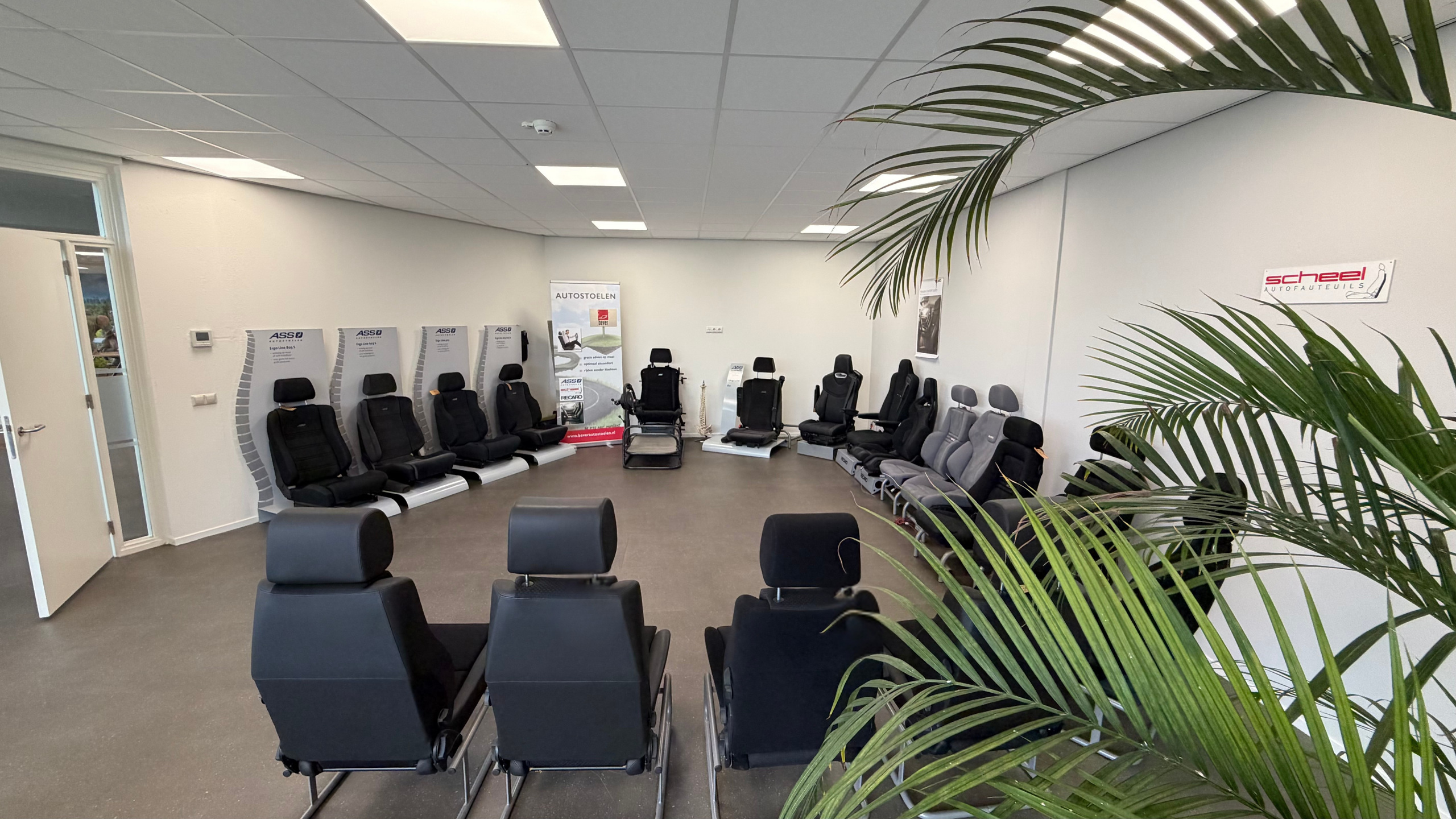 Showroom autostoelen Bever Andelst b.v.